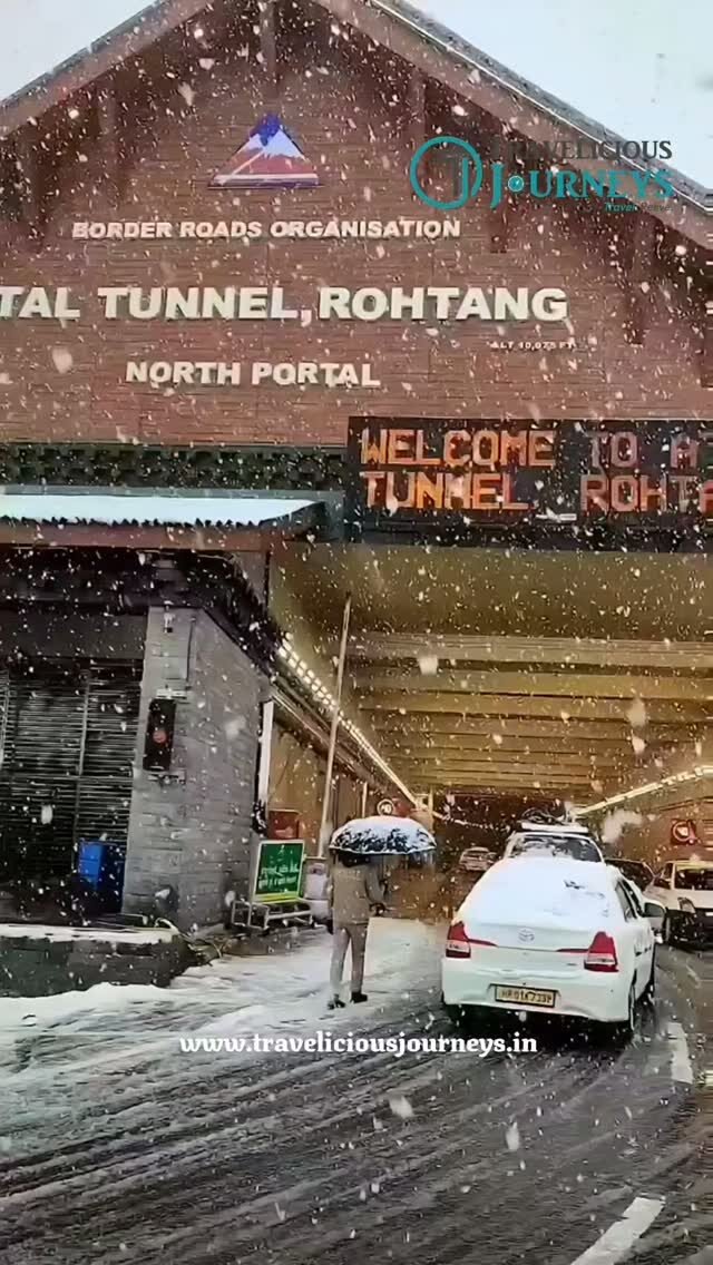 Instagram post from traveliciousjourneys. This post is in position 0.
